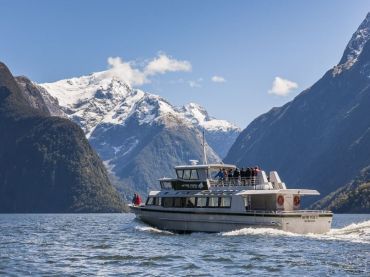 Mitre Peak Cruises