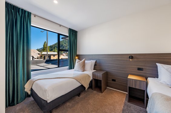 Luxe 2 Bedroom Suite - single beds